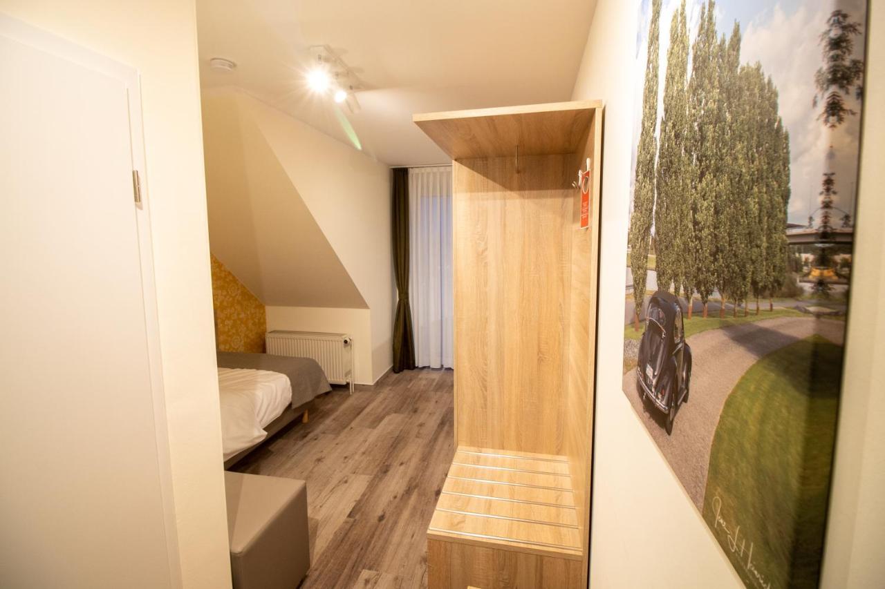 Hotel Fallersleber Spieker วอล์ฟสบวร์ก ภายนอก รูปภาพ