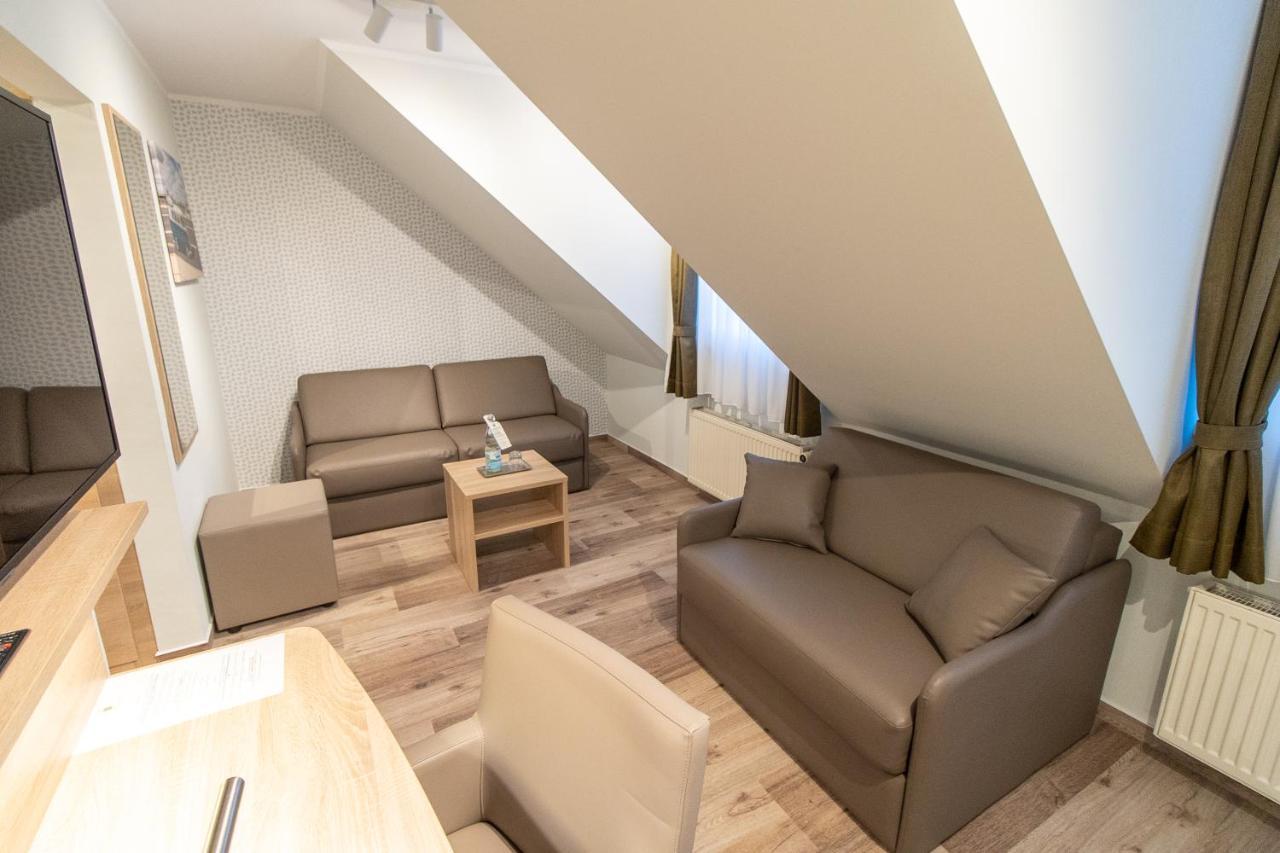 Hotel Fallersleber Spieker วอล์ฟสบวร์ก ภายนอก รูปภาพ